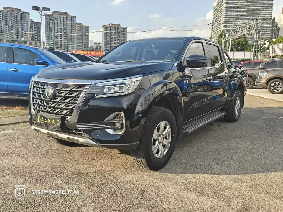 Dongfeng Ruiqi 7 Ruiqi 7 2023 2.3T manual two-wheel drive diesel flagship long cargo box M9T 2024 — photo 1, buy with delivery to Moscow