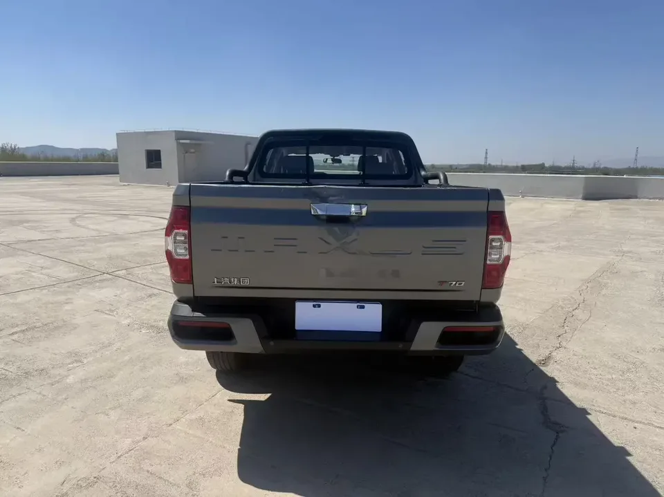 Datong Interstellar interstellar 2023 Star L 2.0T Manual Diesel 2WD Elite Edition Long Box 2023 — thumbnail 2