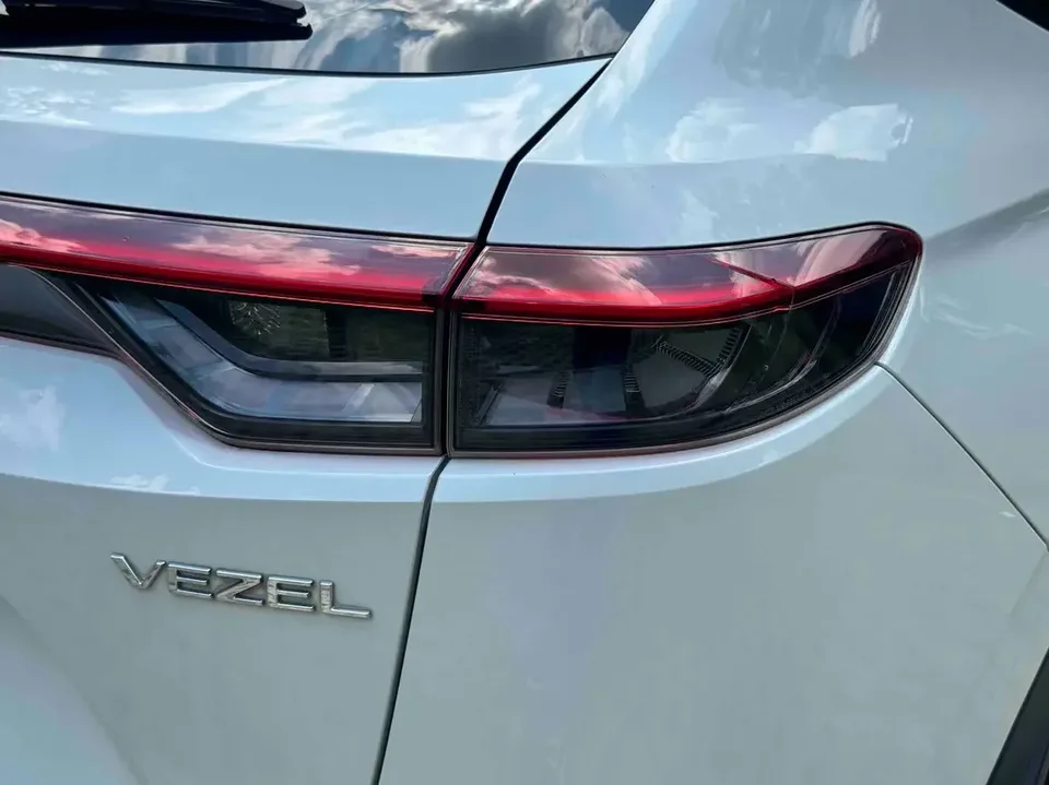 Honda VEZEL Binzhi 2023 1.5L CVT Technology Edition 2023 — thumbnail 3