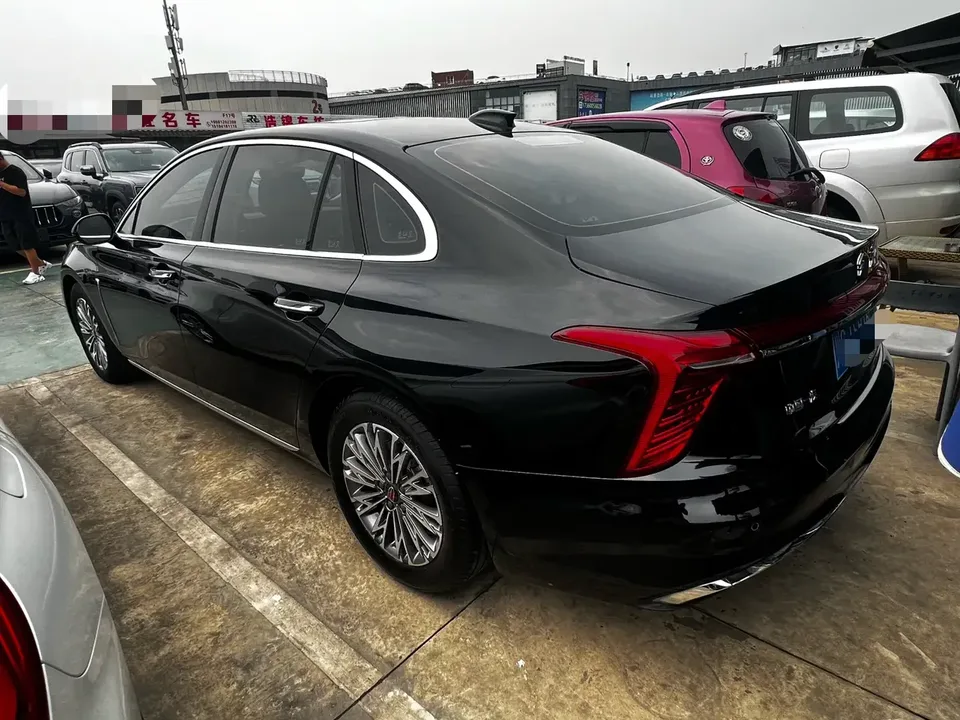 Hongqi H5 Hongqi H5 2023 1.5T DCT Zhilian Qiyue Edition 2024 — thumbnail 4