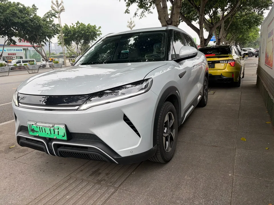 BYD Yuan Up Yuan UP 2024 401KM Surpassing Type 2024 — photo 1, buy with delivery to Moscow