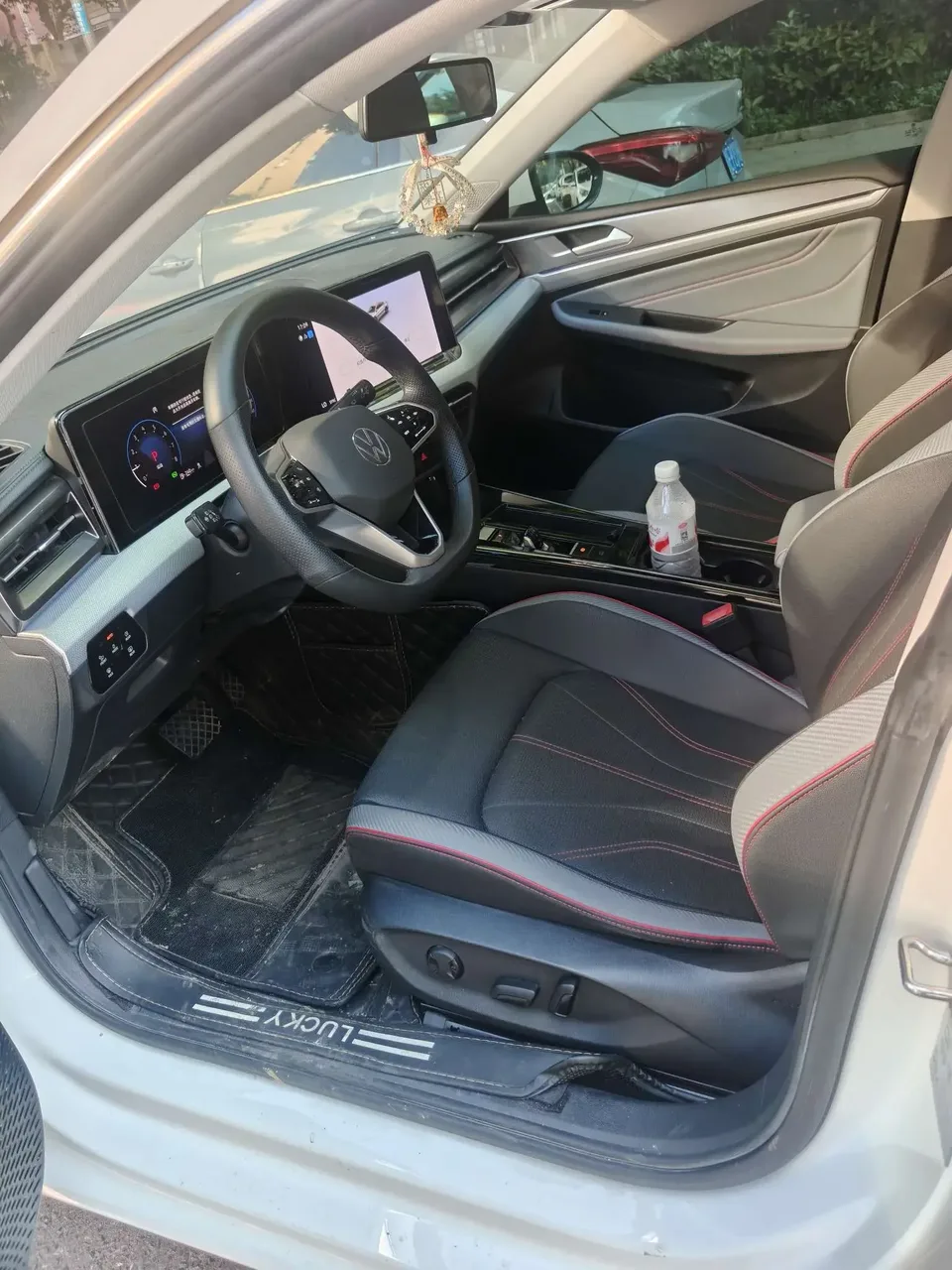 Volkswagen Lamando Lingdu 2022 Lingdu L 280TSI DSG Cool Edition 2022 — thumbnail 4