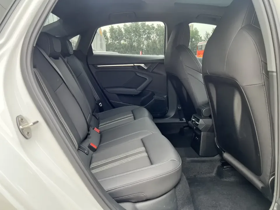 Audi A3 Audi A3 2022 A3L Limousine 35 TFSI Stylish Sports 2023 — thumbnail 4