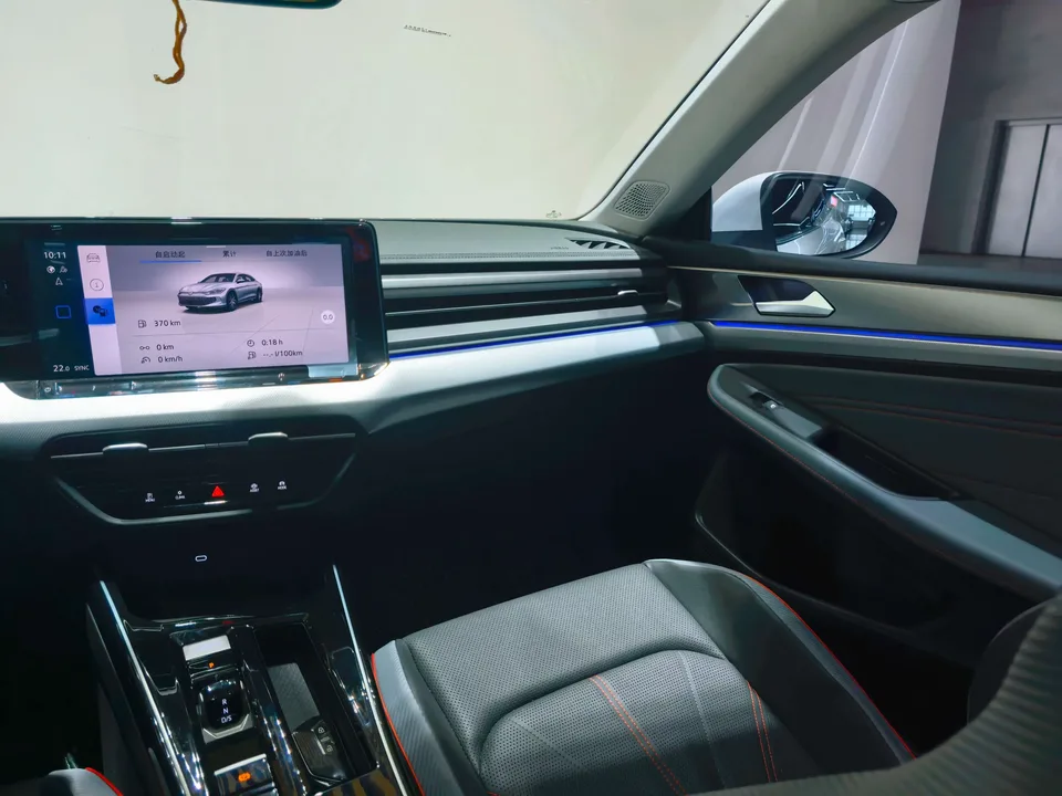 Volkswagen Lamando Lingdu 2024 Lingdu L 280TSI DSG Cool Edition 2024 — thumbnail 3