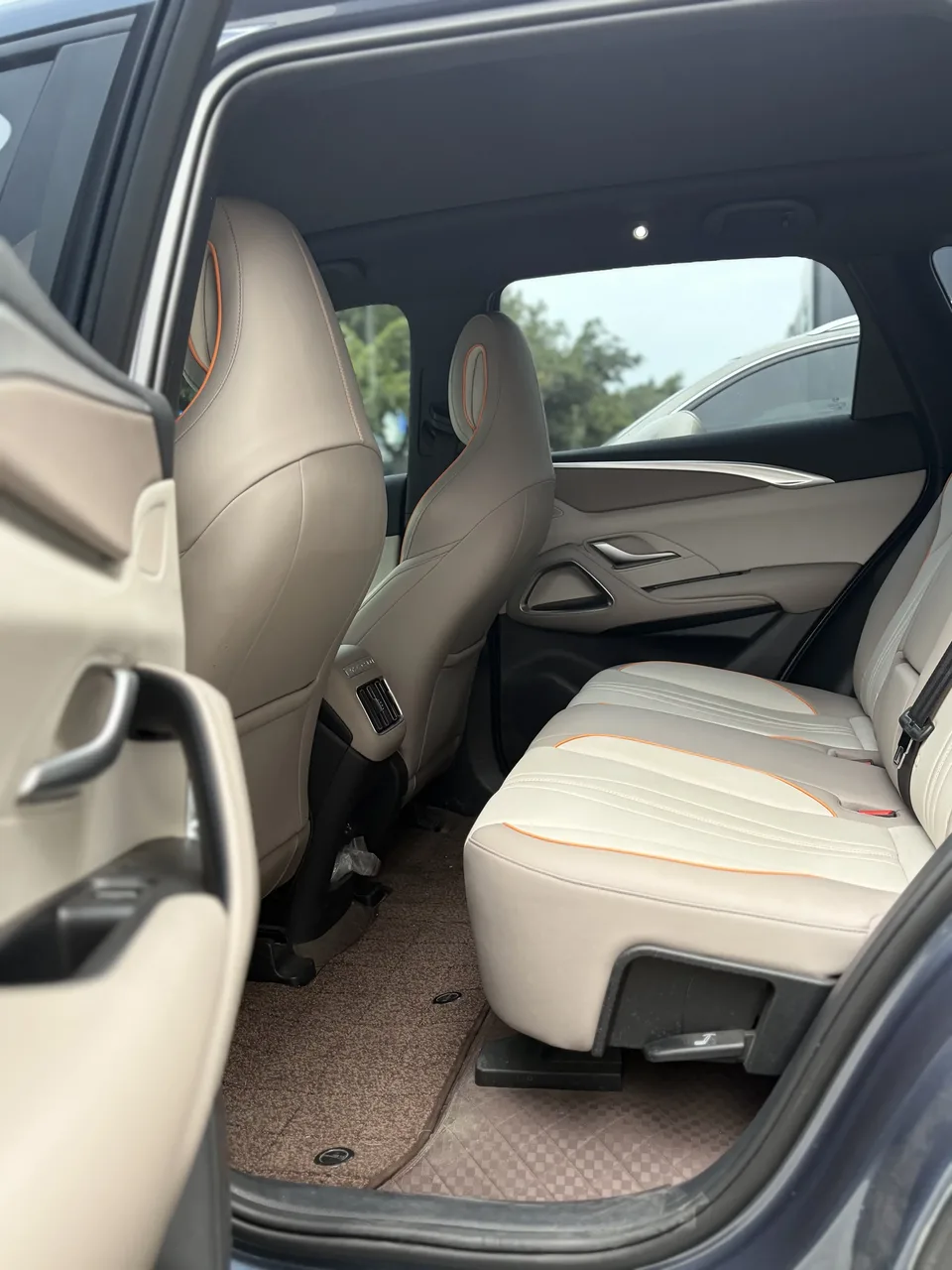 BYD Song Pro DM Song Pro DM 2023 DM-i Champion Edition 71km Exceeding Type 2024 — thumbnail 4