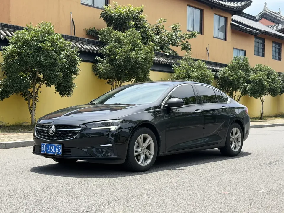 Buick Majesty Majesty 2022 552T Smart 2023 — photo 1, buy with delivery to Moscow