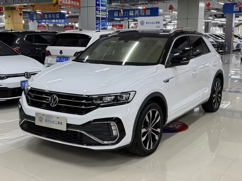 Volkswagen T-Roc TANG 2022 280TSI DSG 2WD R-Line Pro PLUS 2022 — photo 1, buy with delivery to Moscow