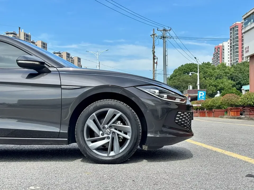 Volkswagen Lamando Lingdu 2024 Lingdu L 280TSI DSG Hot Edition 2024 — thumbnail 2