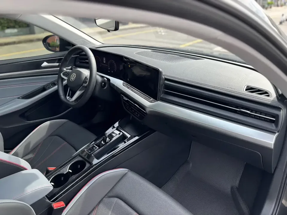 Volkswagen Lamando Lingdu 2024 Lingdu L 280TSI DSG Hot Edition 2024 — thumbnail 3