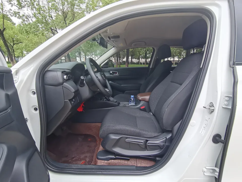 Honda VEZEL Binzhi 2023 1.5L CVT Elite Edition 2023 — thumbnail 4