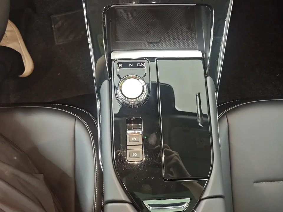 Haval H6 Haval H6 2024 1.5T Automatic 2WD Classic Edition 2025 — thumbnail 4