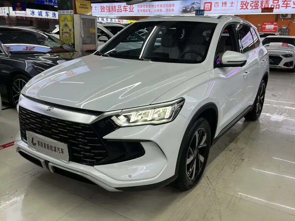 BYD Song Pro DM Song Pro DM 2023 DM-i Champion Edition 71km Leading Type 2023 — photo 1, buy with delivery to Moscow