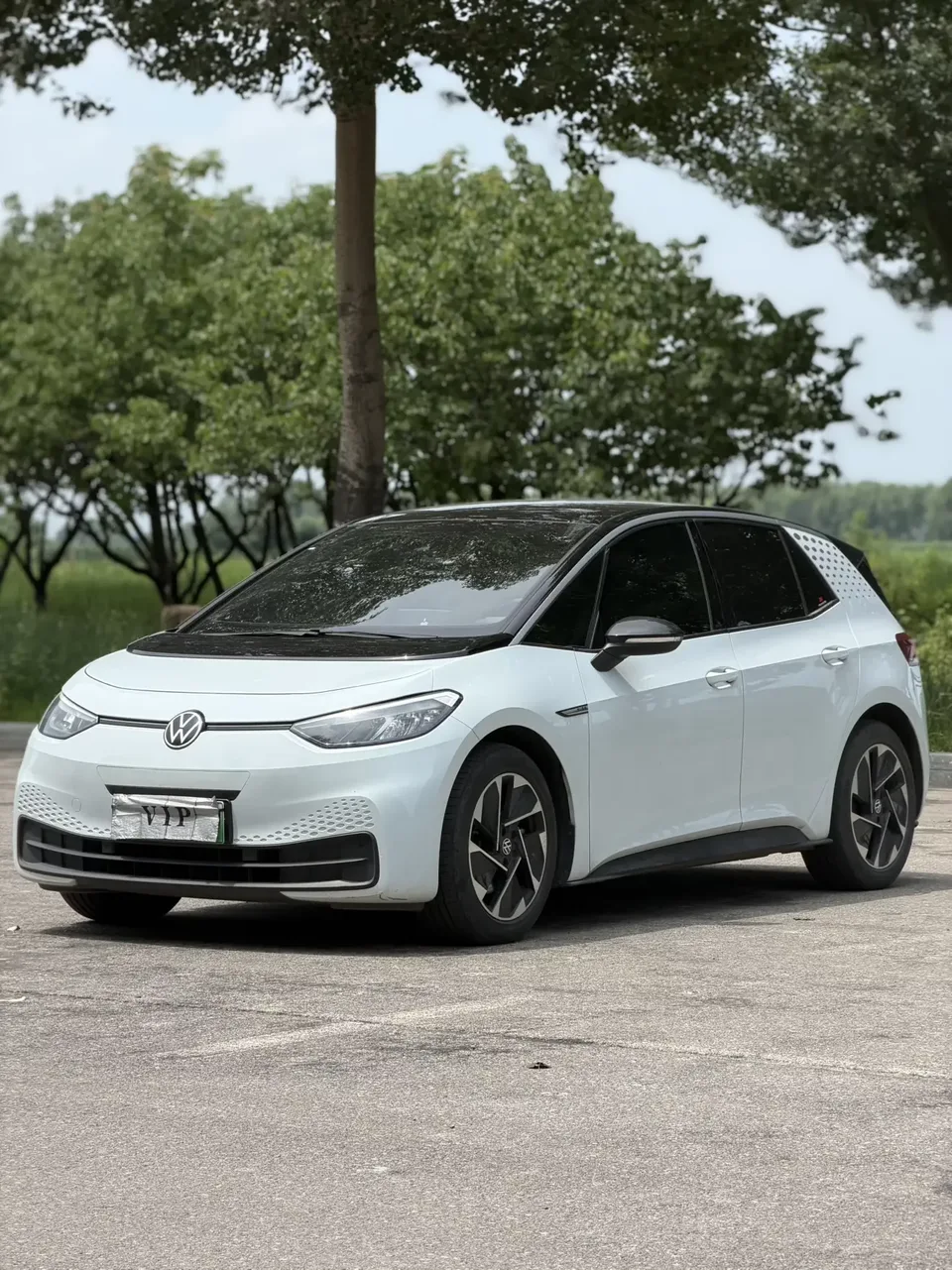 Volkswagen ID.3 Volkswagen ID.3 2023 Pure Smart Edition 2023 — photo 1, buy with delivery to Moscow