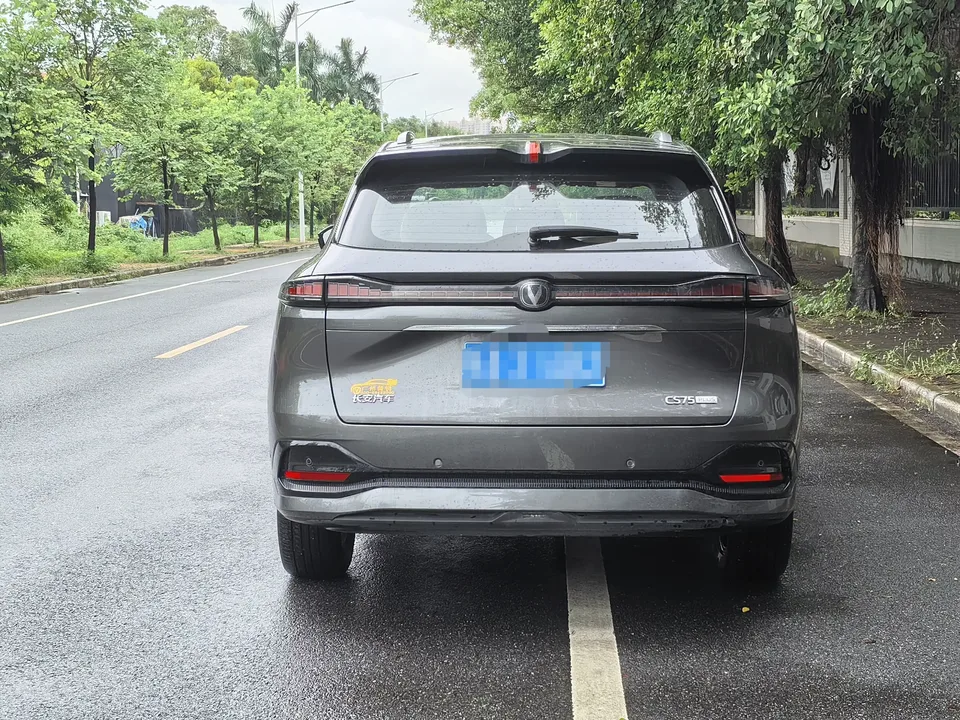 Changan CS75PLUS Changan CS75 PLUS 2025 The fourth generation 1.5T new Blue Whale smart flagship model 2024 — миниатюра 2