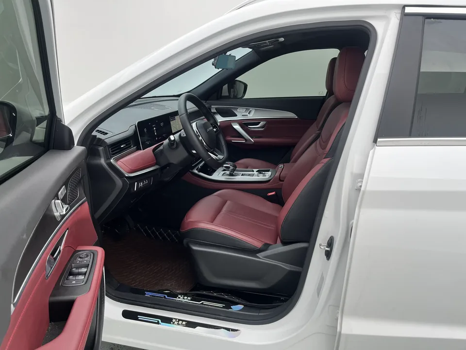 Jetour Jietu X70 PLUS Jietu X70 PLUS 2025 Champion Edition 1.5T DCT Champion MAX+ 7 Seaters 2025 — thumbnail 5