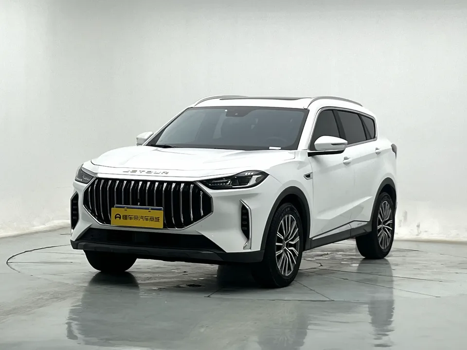 Jetour Jietu X70 PLUS Jietu X70 PLUS 2025 Champion Edition 1.5T DCT Champion MAX+ 7 Seaters 2025 — photo 1, buy with delivery to Moscow