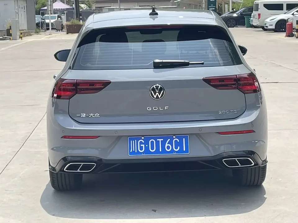Volkswagen Golf golf 2023 280TSI DSG R-Line Lite 2023 — thumbnail 2