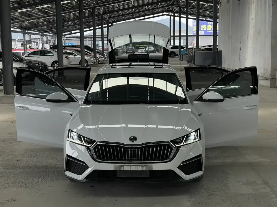 Skoda Octavia Octavia 2023 PRO TSI280 DSG Luxury Edition 2023 — thumbnail 3