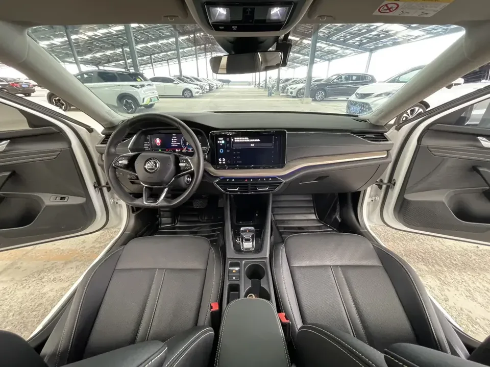 Skoda Octavia Octavia 2023 PRO TSI280 DSG Luxury Edition 2023 — thumbnail 4