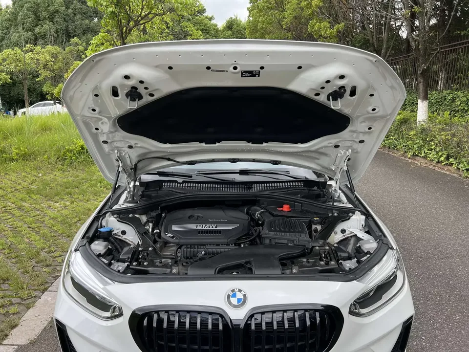 BMW 1 Series BMW 1 Series 2021 120i M Sport Night Edition 2022 — thumbnail 3