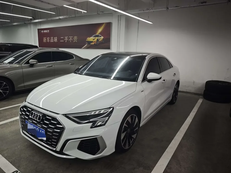 Audi A3 Audi A3 2024 A3L Limousine 35 TFSI Stylish and Elegant 2024 — photo 1, buy with delivery to Moscow