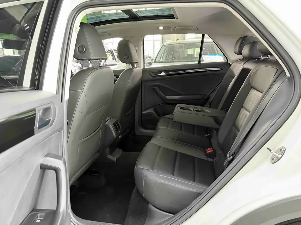 Volkswagen T-Roc TANG 2022 280TSI DSG 2WD Comfort PLUS 2022 — thumbnail 5
