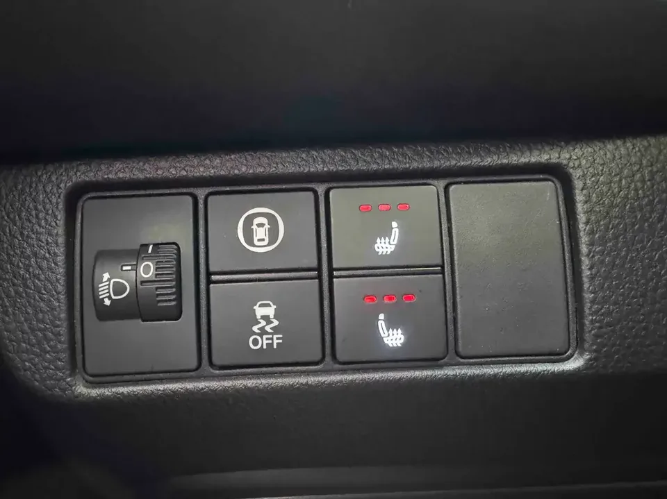 Honda WR-V HondaXR-V 2023 1.5L CVT Hot Edition 2023 — миниатюра 3