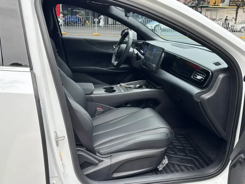 BYD Seal 06EV Seal 06EV 2025 470KM Deluxe 2025 — миниатюра 3