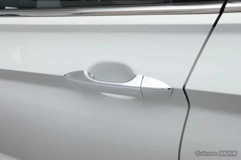 Volkswagen Sagitar Sagitar 2023 280TSI DSG Beyond Edition Plus 2022 — thumbnail 3