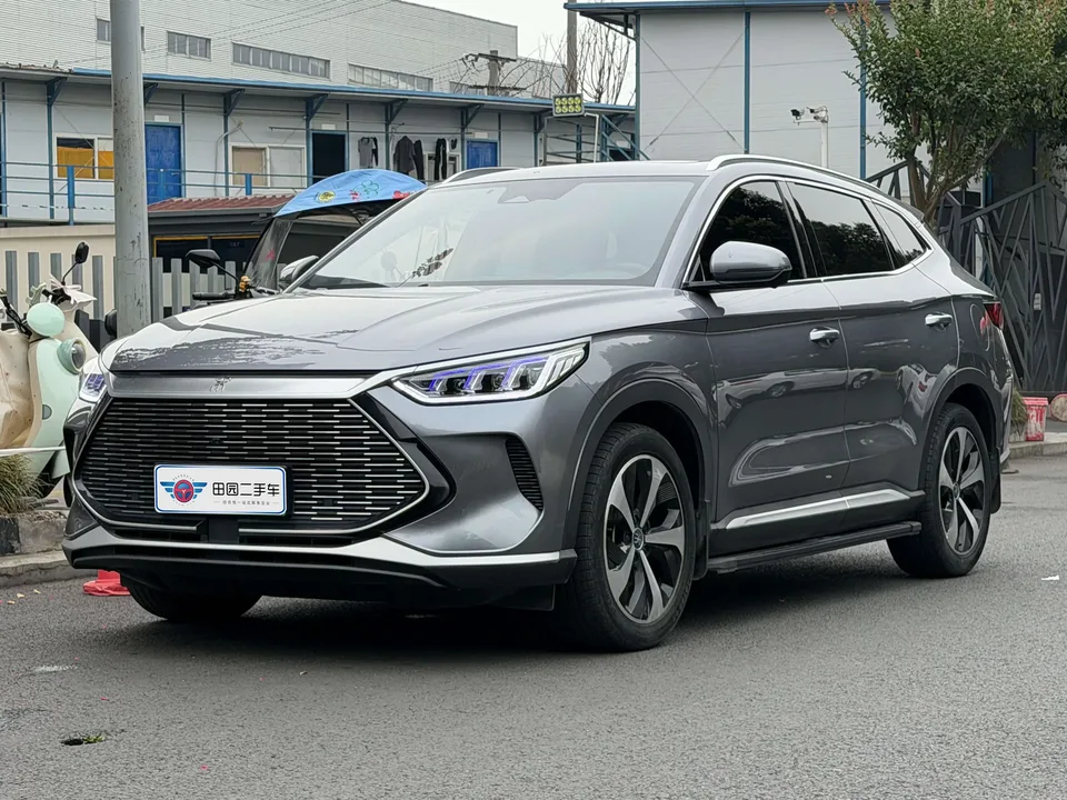 BYD Song PLUS DM Song PLUS DM 2021 DM-i 110KM 2WD Flagship PLUS 2023 — photo 1, buy with delivery to Moscow