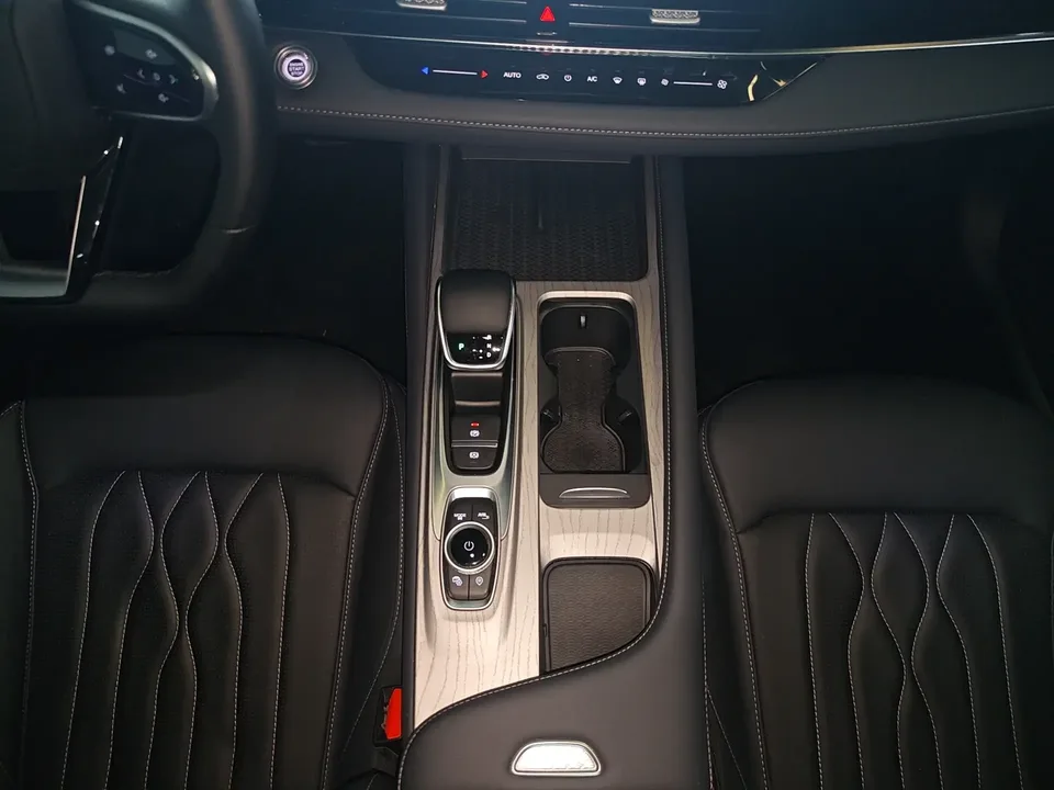 Chery Arrizo 8 Arrizo 8 2025 1.6TGDI DCT 2025 — thumbnail 4
