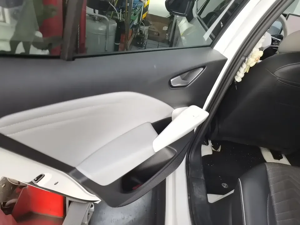 Volkswagen ID.3 Volkswagen ID.3 2025 Smart Model Outstanding Oxygen Edition 2024 — thumbnail 5