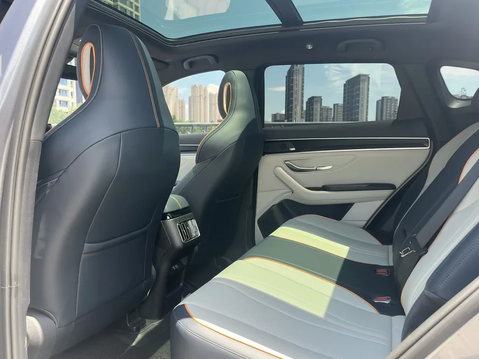 BYD Song PLUS DM Song PLUS DM 2021 DM-i 51KM 2WD Premium Edition 2022 — thumbnail 4