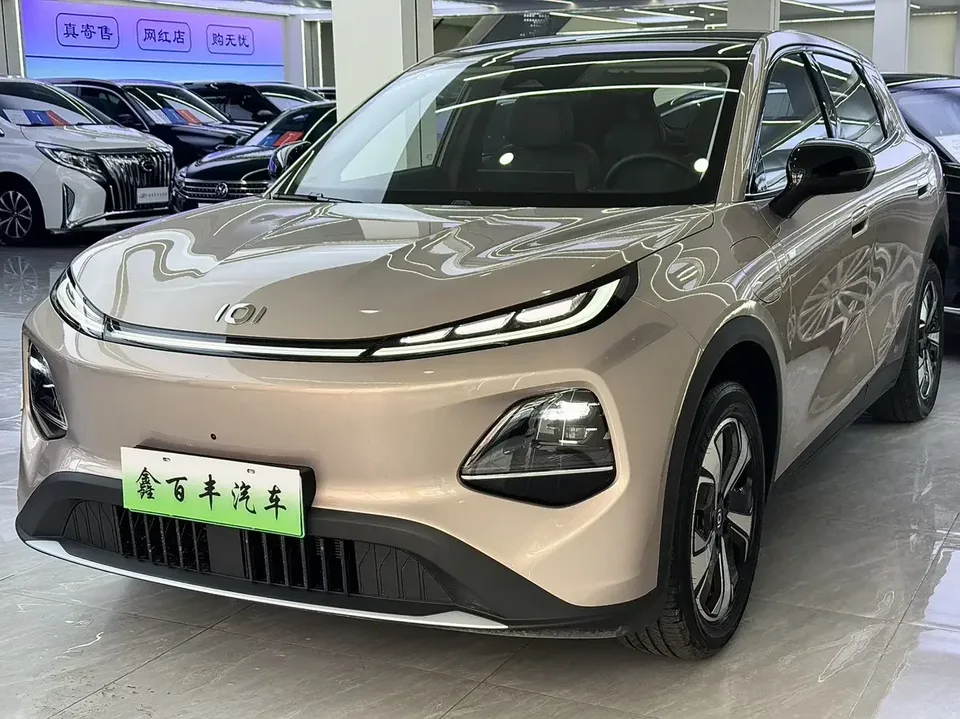 Changan Qiyuan Q05 Changan Qiyuan Q05 2026 506 Max+ 2025 — photo 1, buy with delivery to Moscow