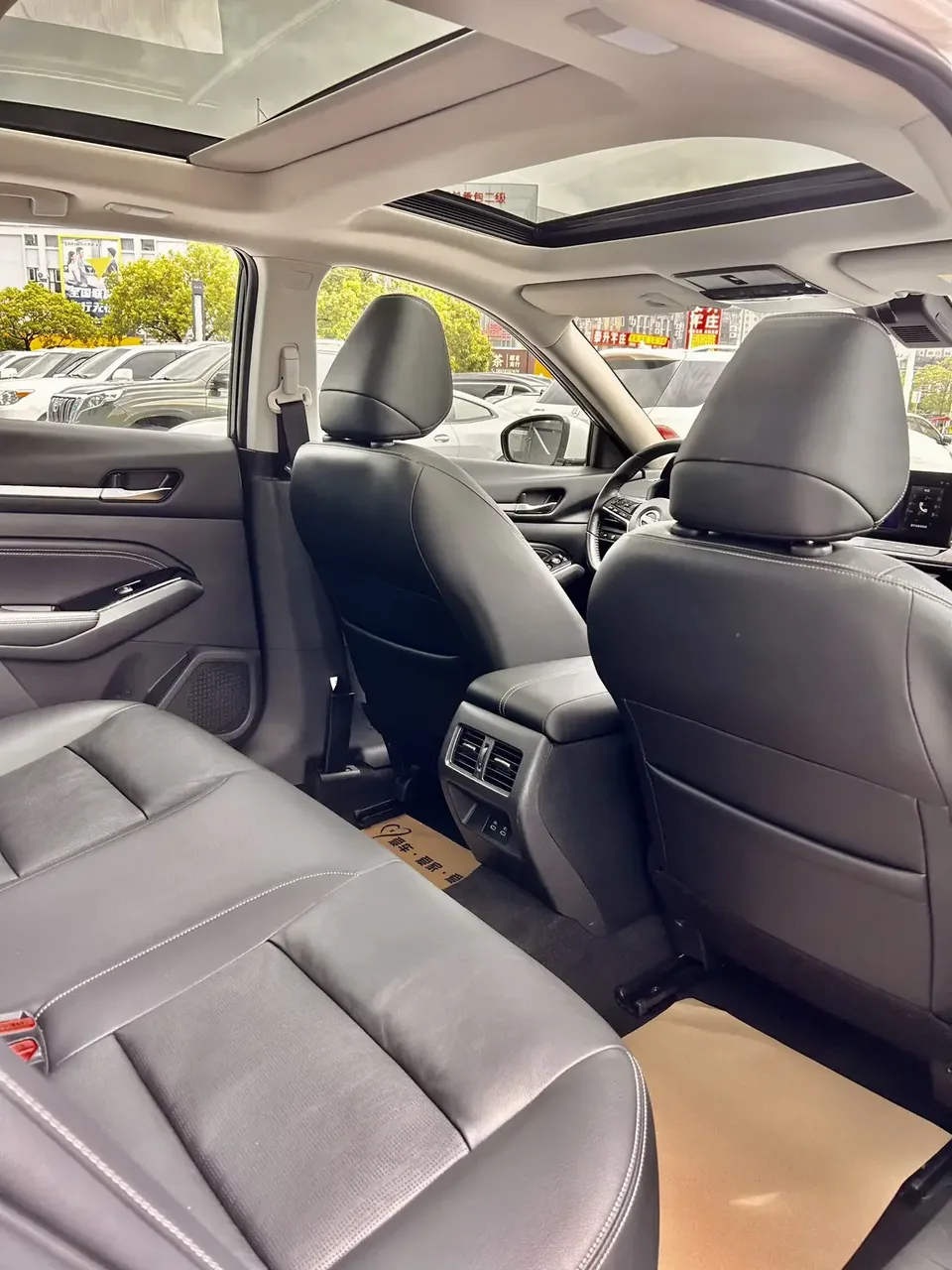 Nissan Altima Sound of nature 2022 2.0L XL-TLS Enjoy Edition 2023 — thumbnail 3