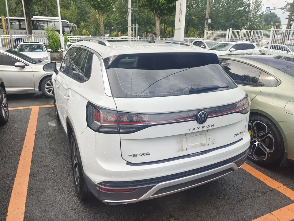 Volkswagen Tayron Tanyue 2023 280TSI 2WD Luxury Plus Advanced Edition 2023 — thumbnail 4