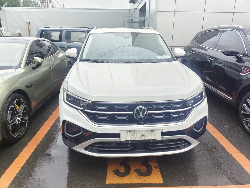 Volkswagen Tayron Tanyue 2023 280TSI 2WD Luxury Plus Advanced Edition 2023 — photo 1, buy with delivery to Moscow
