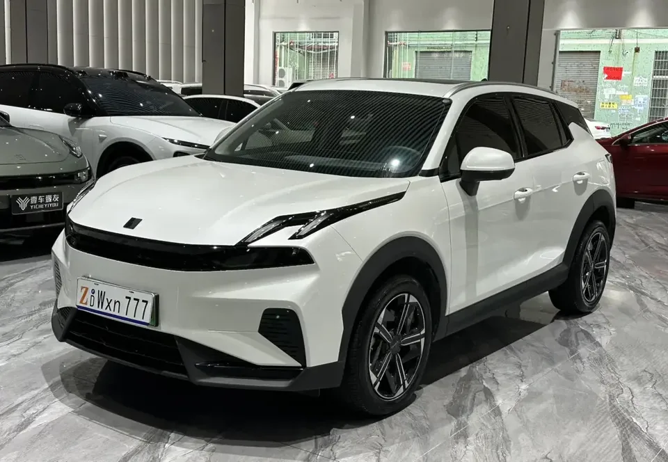 Lynk & Co 06 EM-P Lynk & Co 06 EM-P 2024 EM-P 56 Standard Range Pro 2024 — photo 1, buy with delivery to Moscow