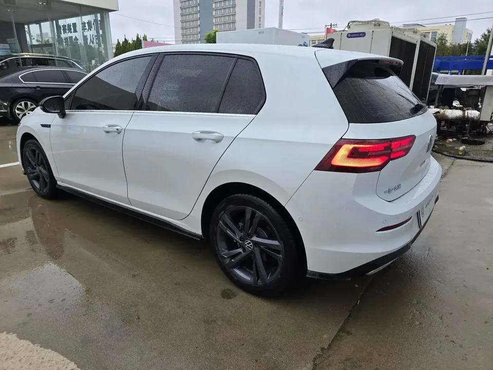Volkswagen Golf golf 2023 280TSI DSG R-Line Lite 2023 — thumbnail 2