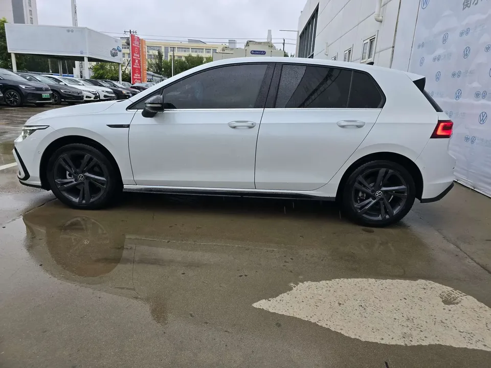 Volkswagen Golf golf 2023 280TSI DSG R-Line Lite 2023 — thumbnail 4