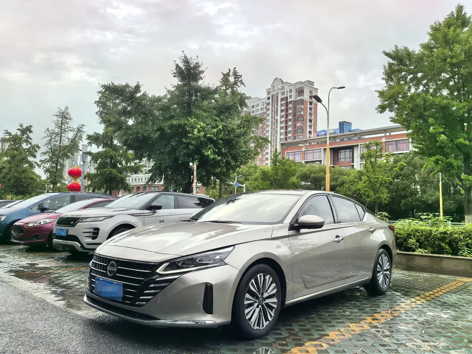 Nissan Altima Sound of nature 2022 2.0L XL-TLS Enjoy Edition 2022 — photo 1, buy with delivery to Moscow