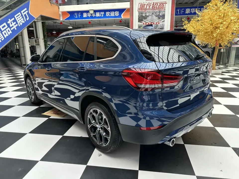BMW X1 BMW X1 2022 sDrive20Li Fashion 2022 — thumbnail 2