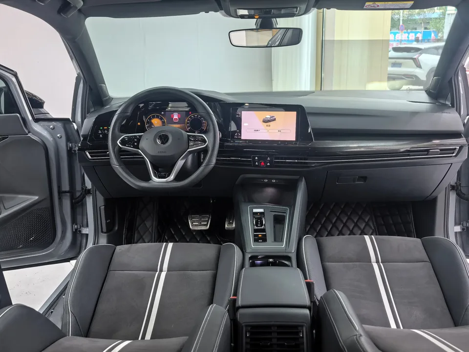Volkswagen Golf golf 2023 280TSI DSG R-Line Lite 2023 — thumbnail 4