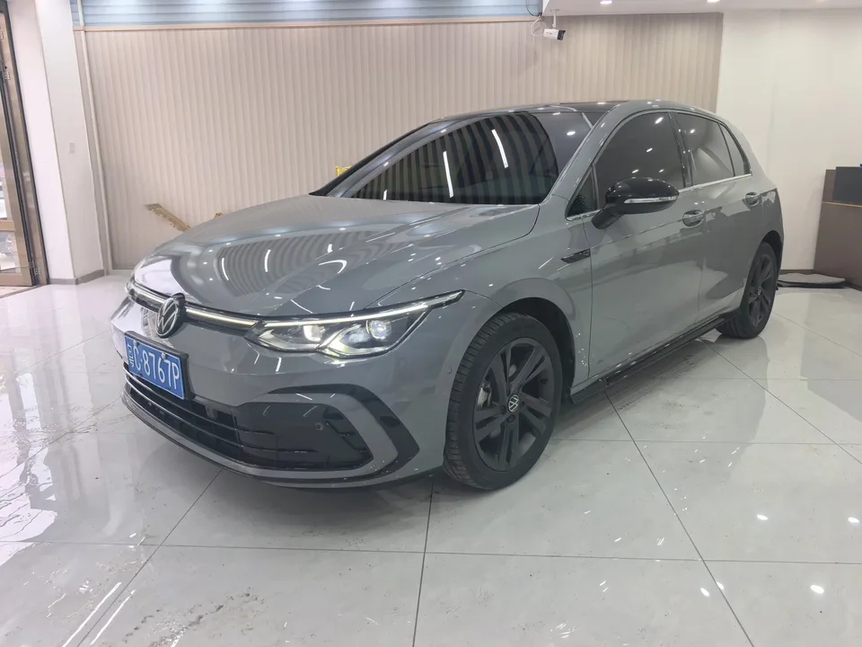 Volkswagen Golf golf 2023 280TSI DSG R-Line Lite 2023 — photo 1, buy with delivery to Moscow