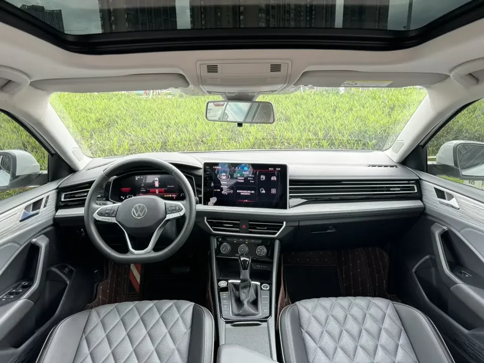 Volkswagen Sagitar Sagitar 2024 300TSI DSG Beyond Edition 2024 — thumbnail 3