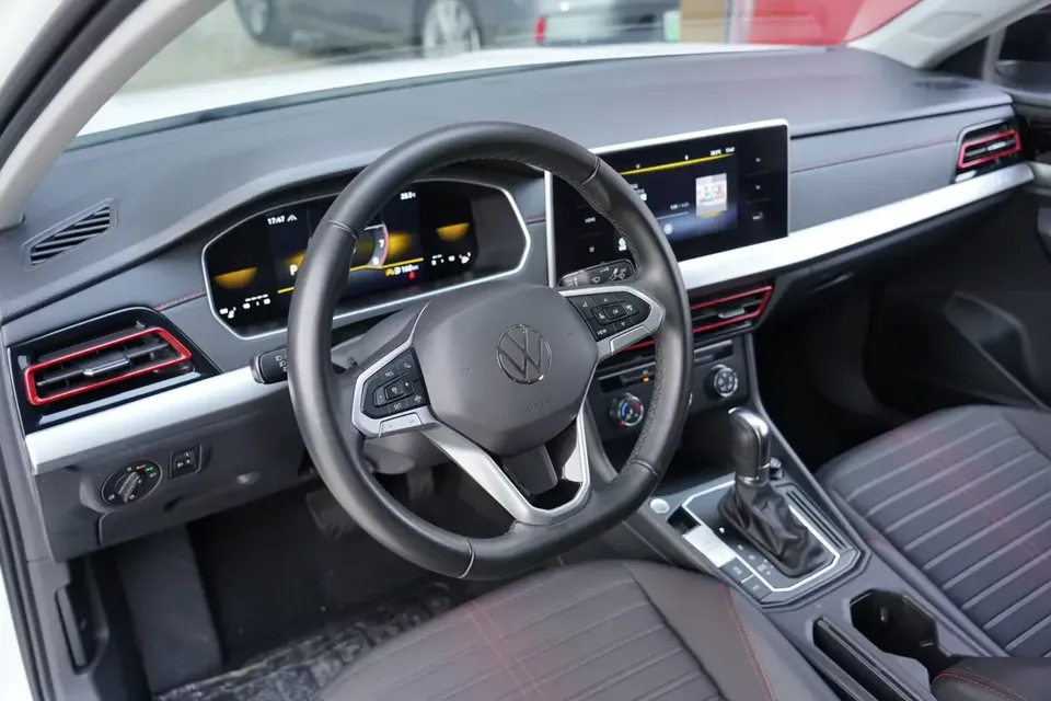 Volkswagen Lavida Lavida 2023 300TSI DSG Starry Sky Edition 2023 — thumbnail 4