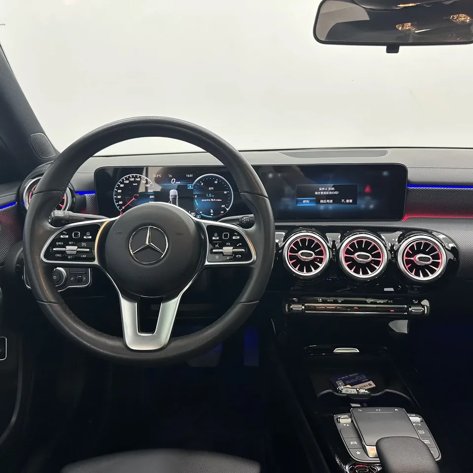 Mercedes-Benz Klasa A Mercedes Benz A Class 2022 A 180 L Sports Sedan 2022 — thumbnail 3