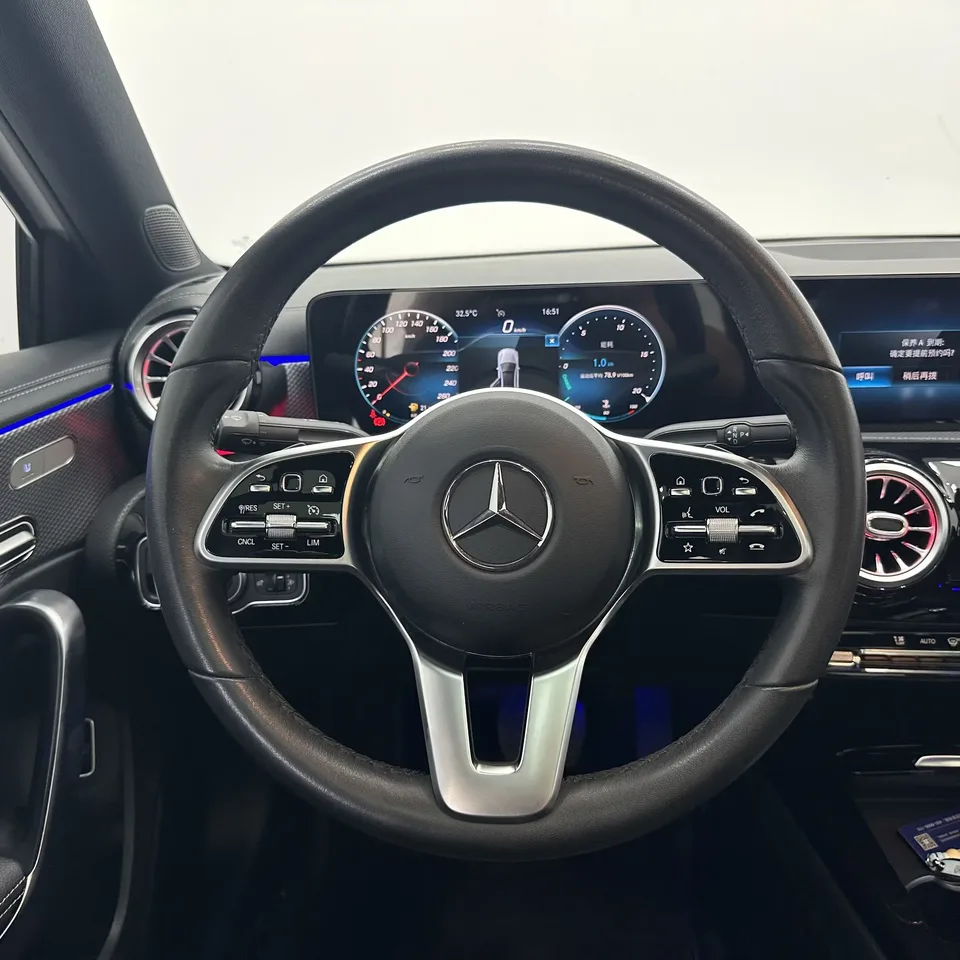 Mercedes-Benz Klasa A Mercedes Benz A Class 2022 A 180 L Sports Sedan 2022 — thumbnail 4