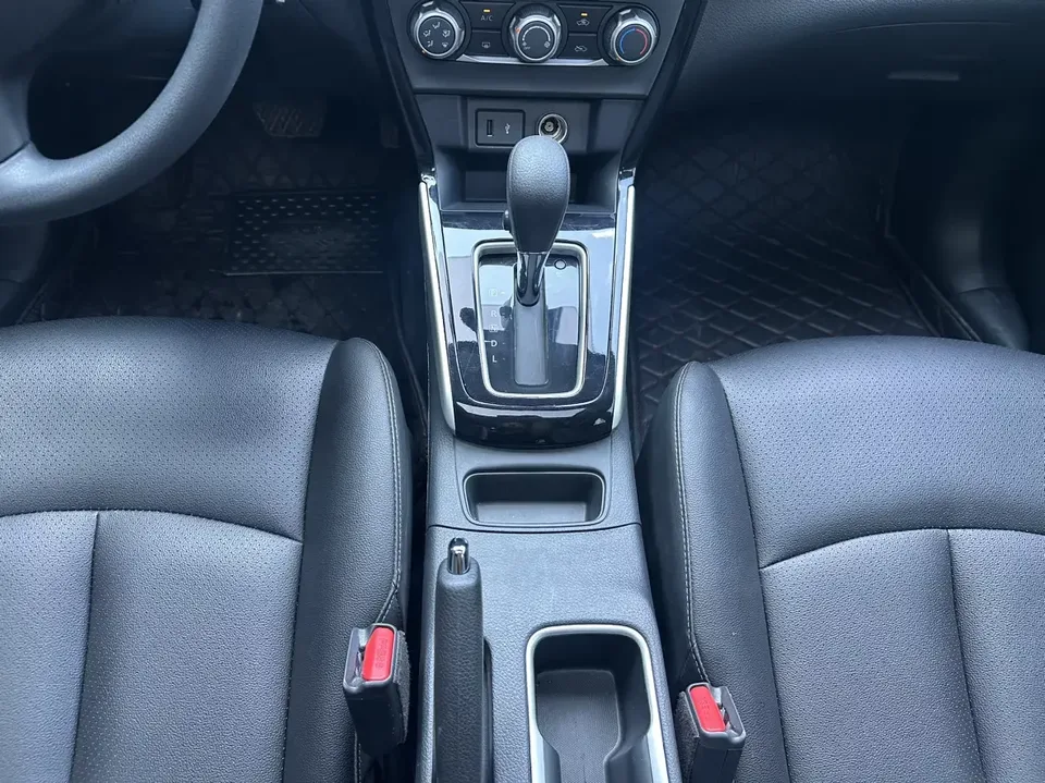 Nissan Sylphy Sylphy 2022 Classic 1.6 XE CVT Comfort Edition 2023 — thumbnail 4