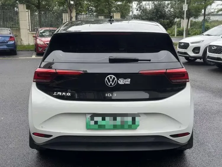 Volkswagen ID.3 Volkswagen ID.3 2024 Outstanding Edition 2024 — thumbnail 4
